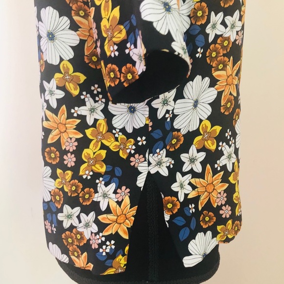 Authentic Sandro Paris Blouse - Picture 4 of 9